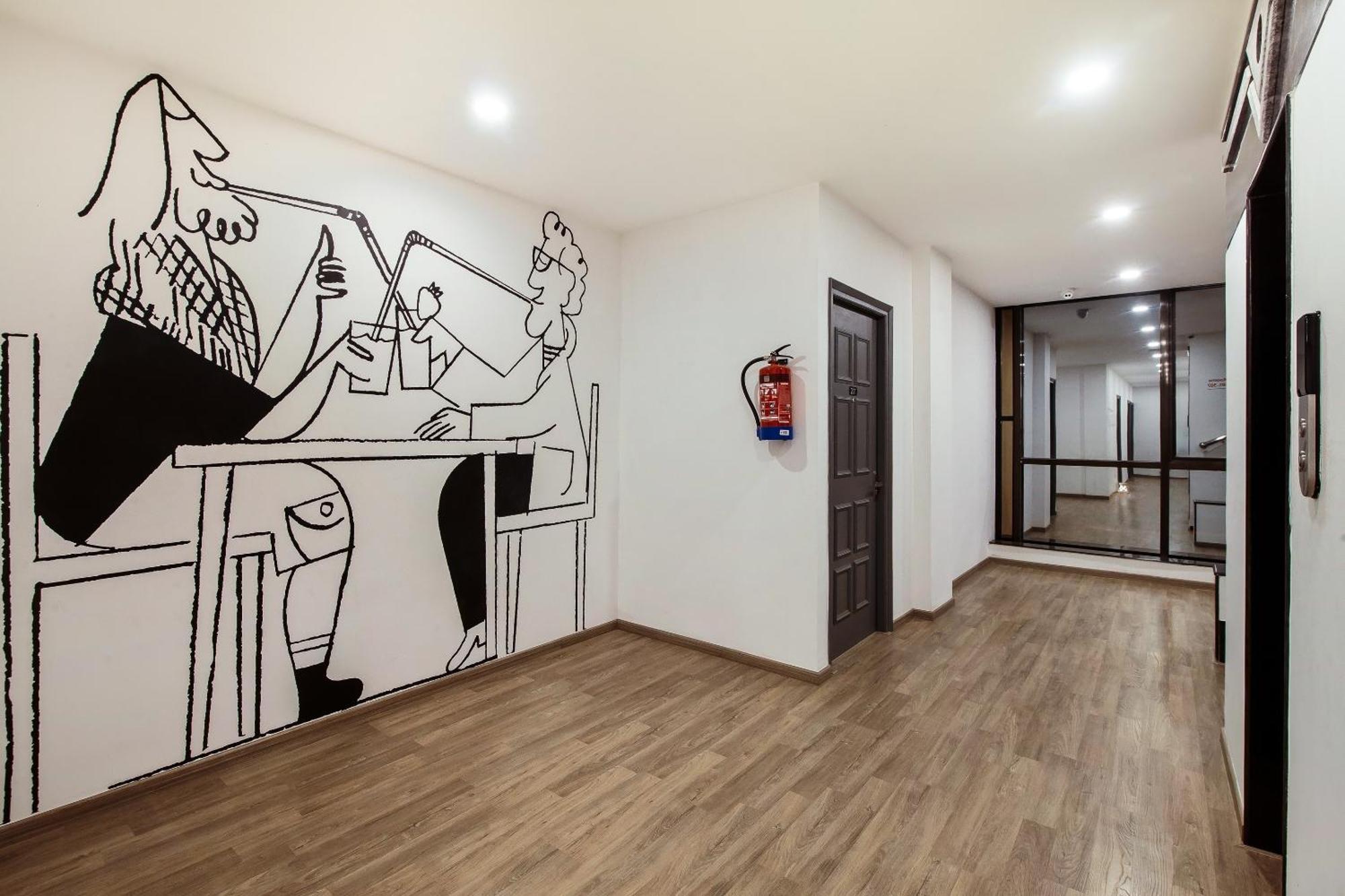 Townhouse Golden Frame Hotel Ghaziabad Ngoại thất bức ảnh